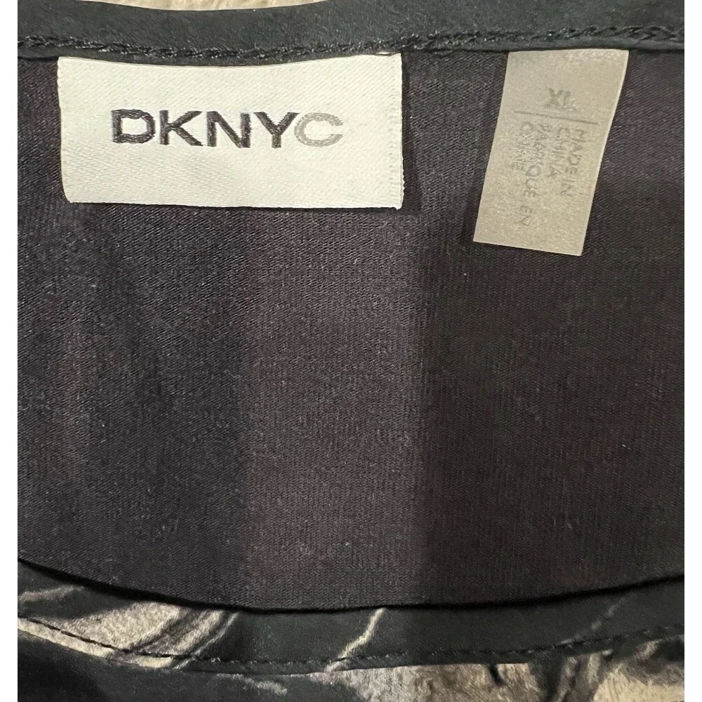 DKNYC Women's Round Neck Long Sleeve Black Gray Print Blouse Size XL - Picture 4 of 7